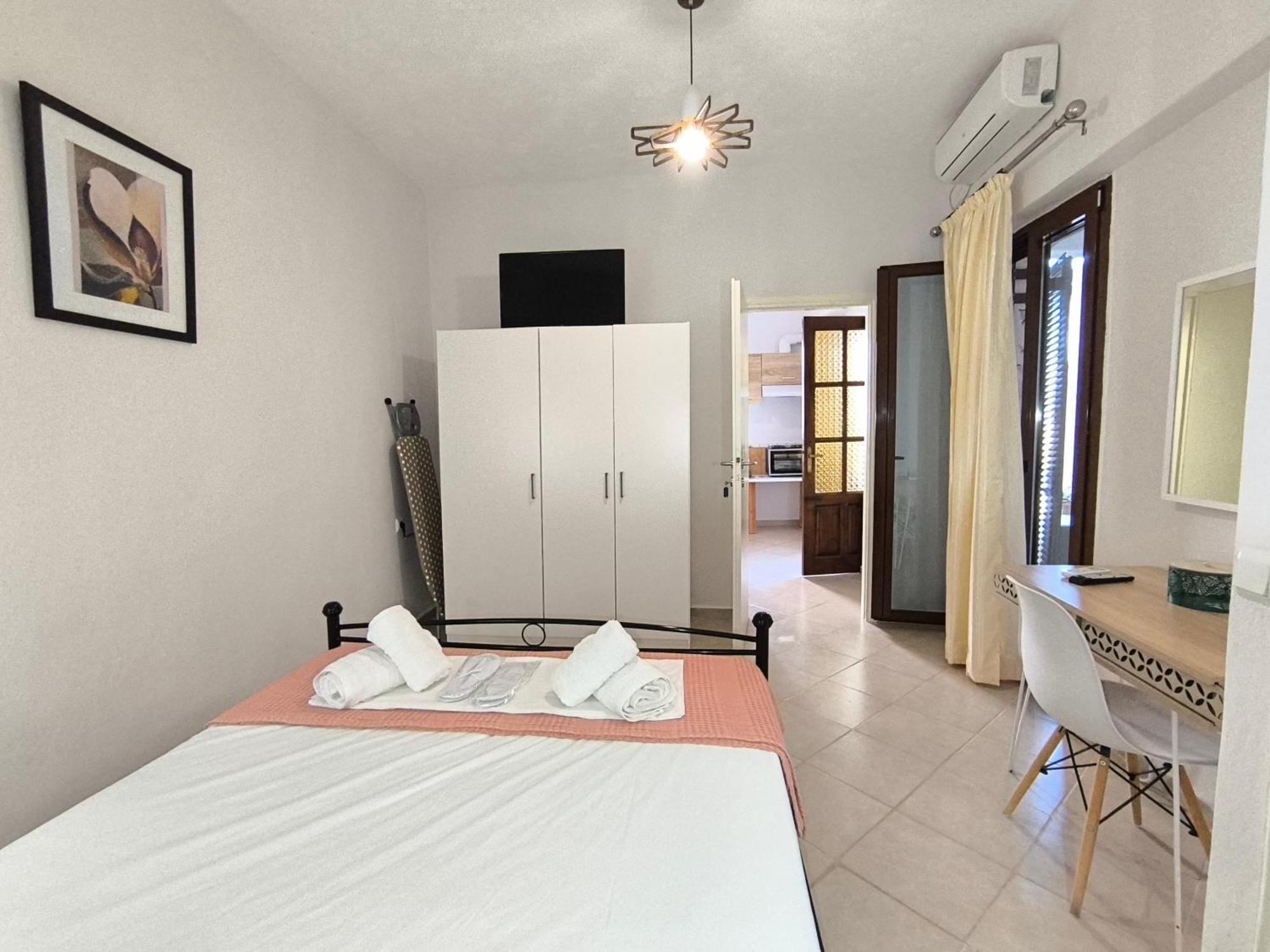 Poseidon Apartments Γάιος Εξωτερικό φωτογραφία
